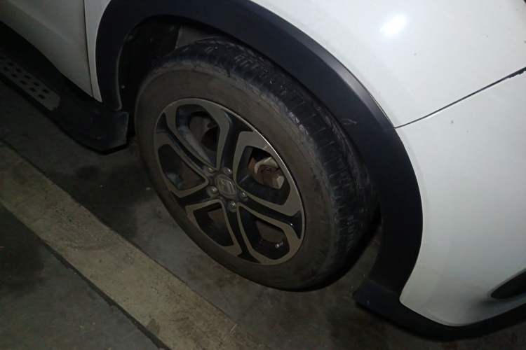 Used Honda XR-V 2015 1.8L EXi Manual Comfort Edition Right Front Wheel Hub
