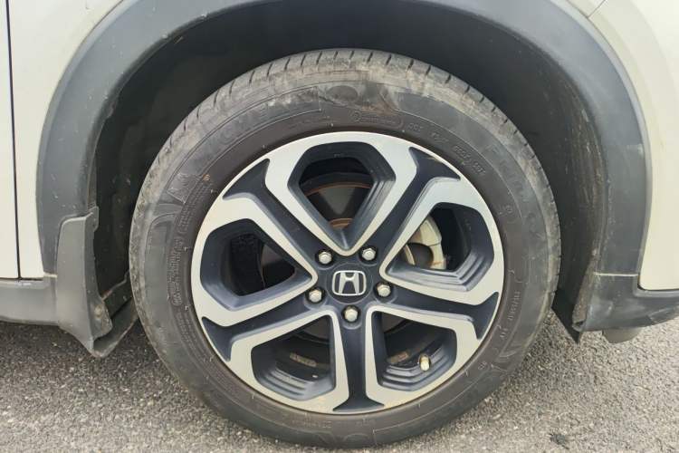 Used Honda XR-V 2015 1.8L EXi CVT Comfort Version Right Front Wheel Hub