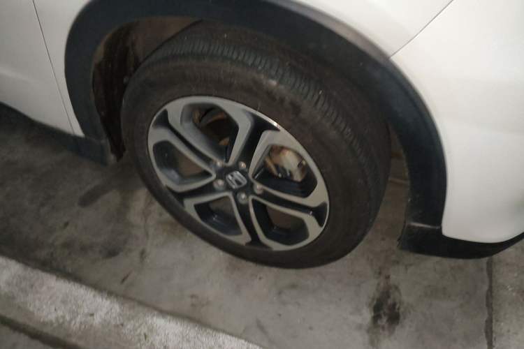 Used Honda XR-V 2015 1.8L EXi CVT Comfort Version Right Front Wheel Hub