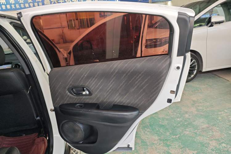 Used Honda XR-V 2015 1.8L EXi CVT Comfort Version Right Rear Door Interior
