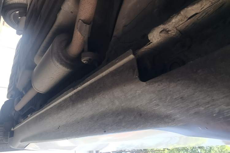 Used Honda XR-V 2015 1.5L LXi CVT Classic Edition Right Side Sill