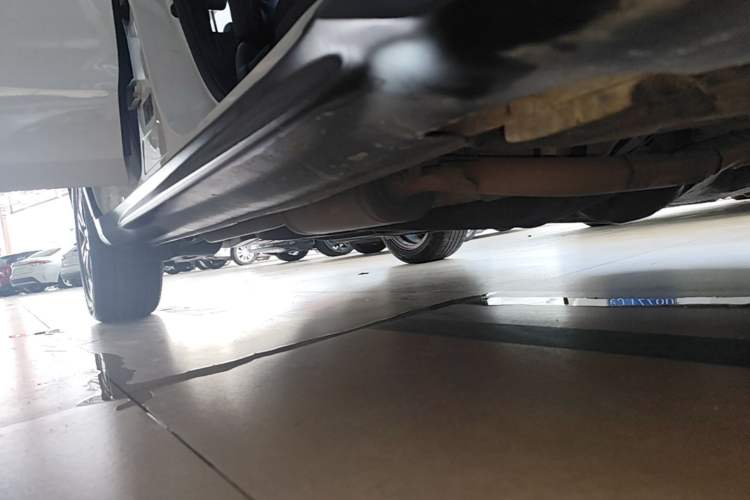Used Honda XR-V 2015 1.8L EXi CVT Comfort Version Right Side Sill