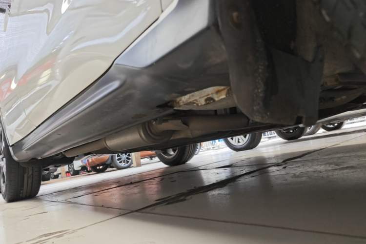 Used Honda XR-V 2015 1.8L EXi CVT Comfort Version Right Side Sill