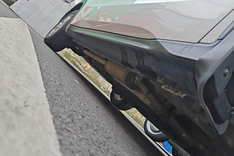 Used Honda XR-V 2015 1.5L LXi Manual Classic Edition Right Side Sill