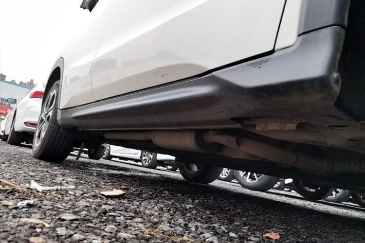 Used Honda XR-V 2015 1.8L EXi CVT Comfort Version Right Side Sill
