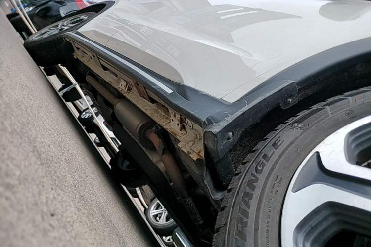 Used Honda XR-V 2015 1.8L EXi CVT Comfort Version Right Side Sill