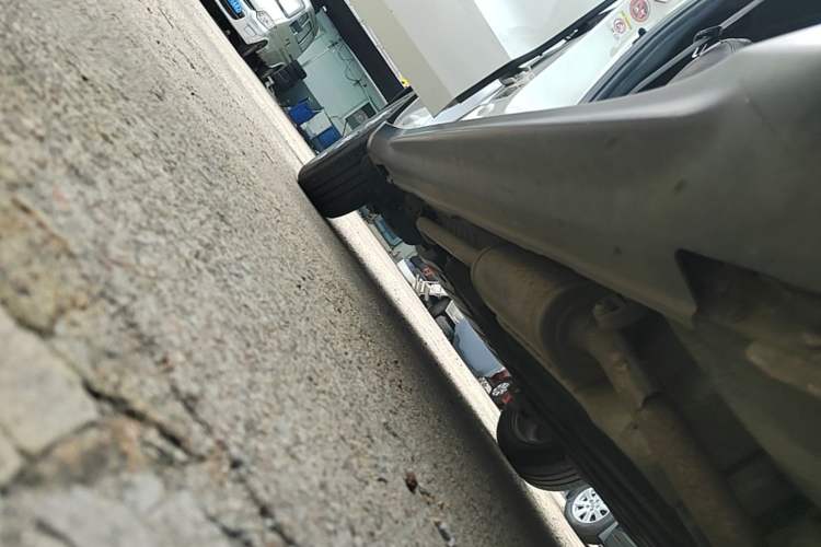 Used Honda XR-V 2015 1.5L LXi CVT Classic Edition Right Side Sill