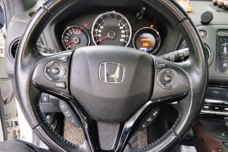 Used Honda XR-V 2015 1.8L VTi CVT Luxury Edition Steering Wheel