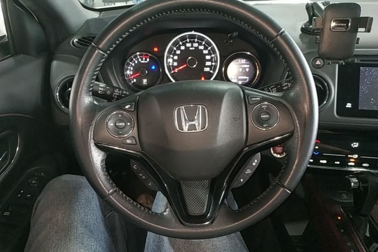 Used Honda XR-V 2015 1.8L VTi CVT Luxury Edition Steering Wheel
