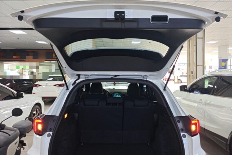 Used Honda XR-V 2015 1.5L LXi CVT Classic Edition Trunk