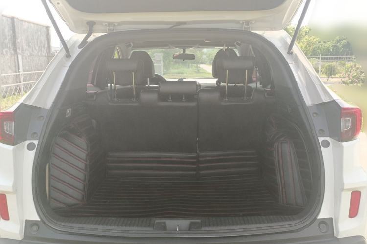 Used Honda XR-V 2015 1.8L EXi CVT Comfort Version Trunk