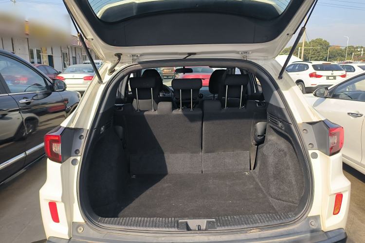 Used Honda XR-V 2015 1.5L LXi CVT Classic Edition Trunk
