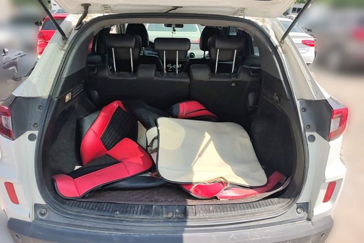 Used Honda XR-V 2015 1.8L EXi CVT Comfort Version Trunk
