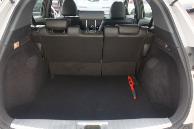 Used Honda XR-V 2015 1.8L EXi CVT Comfort Version Trunk