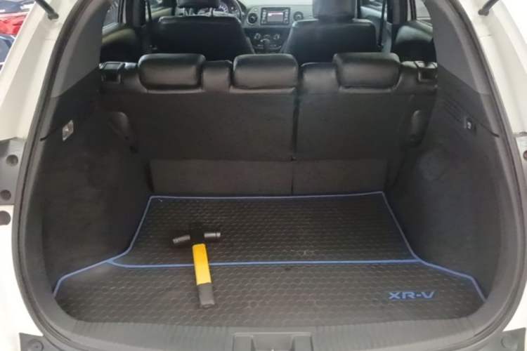 Used Honda XR-V 2015 1.5L LXi CVT Classic Edition Trunk