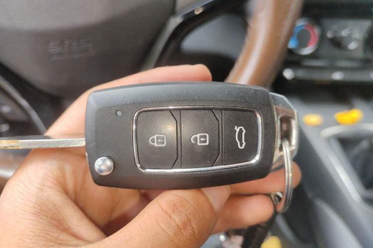 Used Honda XR-V 2015 1.5L LXi Manual Classic Edition Vehicle Key