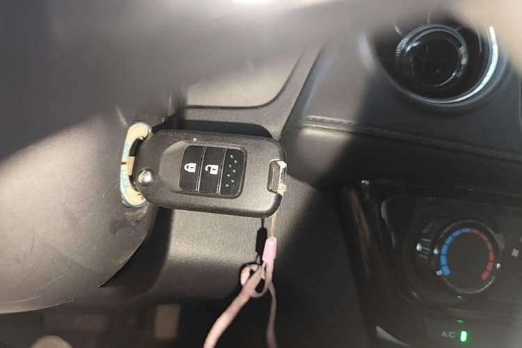 Used Honda XR-V 2015 1.8L EXi CVT Comfort Version Vehicle Key