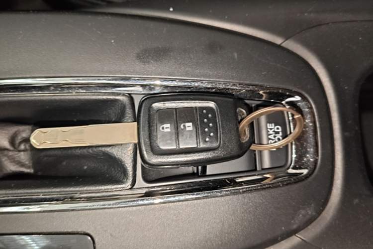 Used Honda XR-V 2015 1.5L LXi CVT Classic Edition Vehicle Key