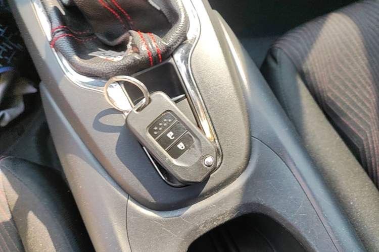 Used Honda XR-V 2015 1.5L LXi Manual Classic Edition Vehicle Key
