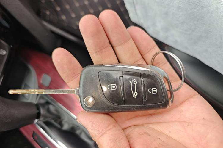 Used Honda XR-V 2015 1.8L EXi CVT Comfort Version Vehicle Key