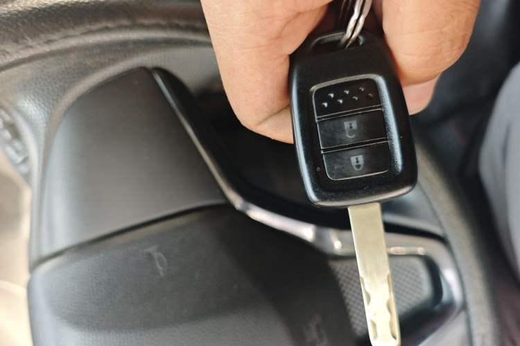 Used Honda XR-V 2015 1.5L LXi Manual Classic Edition Vehicle Key