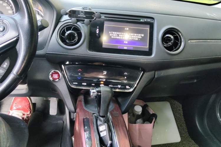 Used Honda XR-V 2015 1.8L VTi CVT Luxury Edition Audio And AC Panel