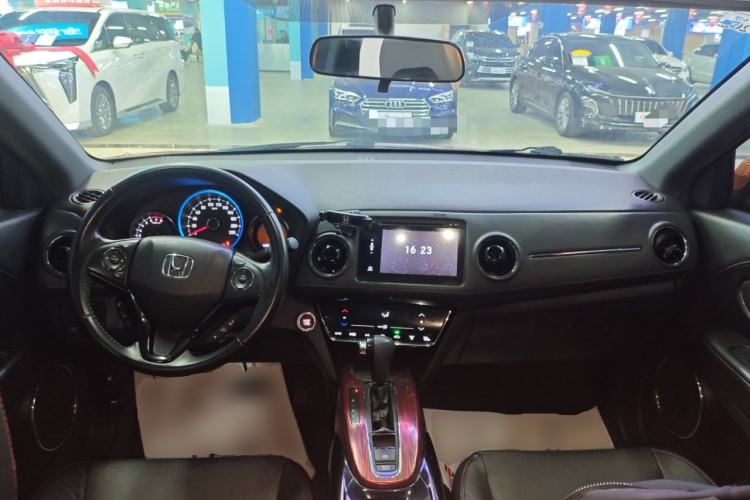 Used Honda XR-V 2015 1.8L VTi CVT Luxury Edition Center Console