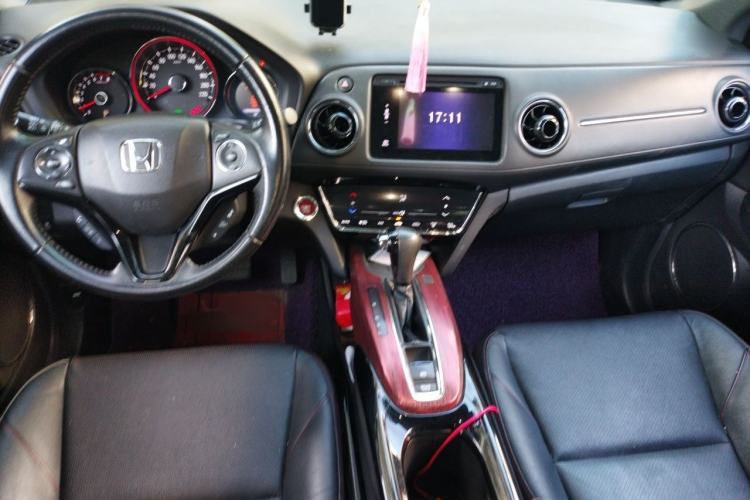 Used Honda XR-V 2015 1.8L VTi CVT Luxury Edition Center Console