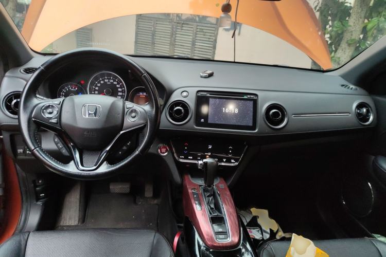 Used Honda XR-V 2015 1.8L VTi CVT Luxury Edition Center Console