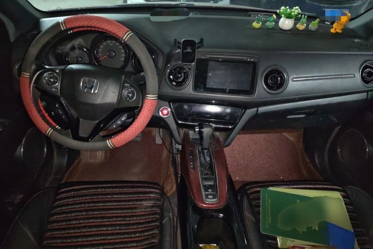 Used Honda XR-V 2015 1.8L VTi CVT Luxury Edition Center Console