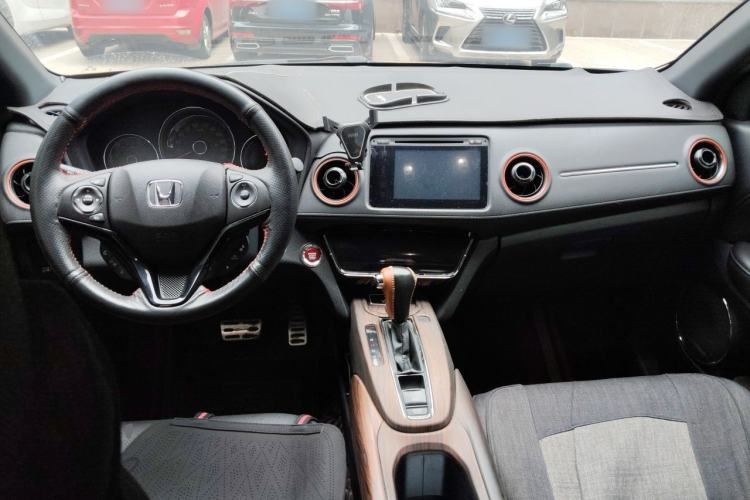 Used Honda XR-V 2015 1.8L VTi CVT Luxury Edition Center Console