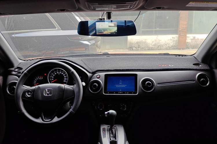 Used Honda XR-V 2015 1.5L LXi CVT Classic Edition Center Console