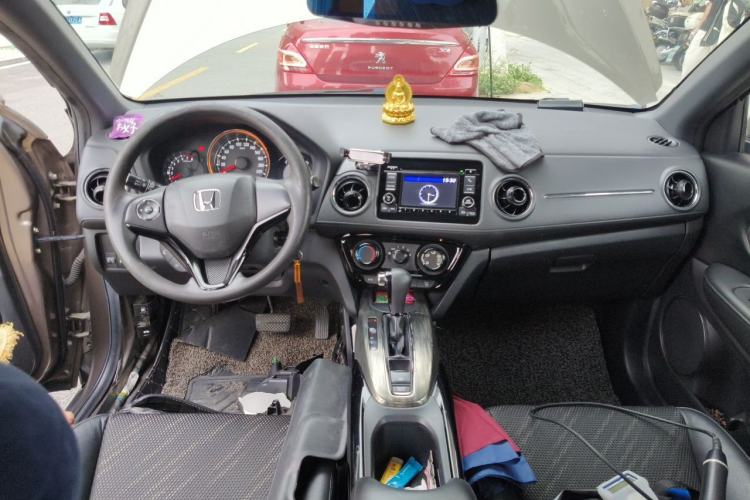 Used Honda XR-V 2015 1.8L EXi CVT Comfort Version Center Console