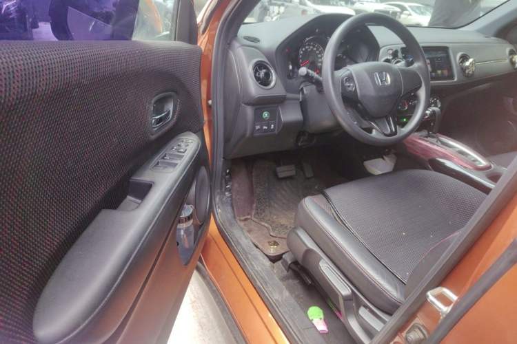 Used Honda XR-V 2015 1.8L EXi CVT Comfort Version Driver Seat