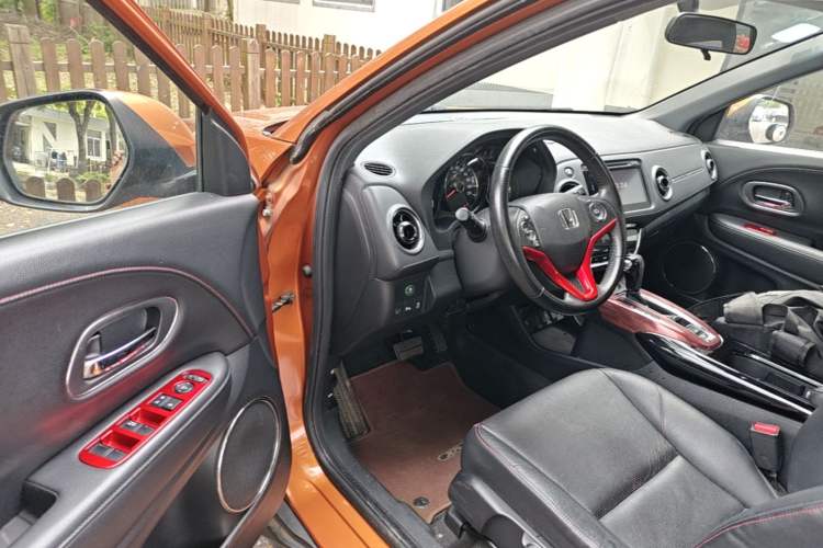 Used Honda XR-V 2015 1.8L VTi CVT Luxury Edition Driver Seat