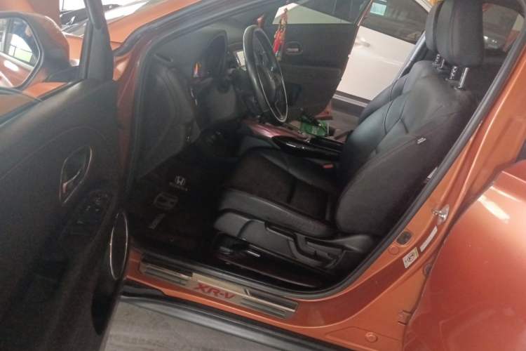 Used Honda XR-V 2015 1.8L VTi CVT Luxury Edition Driver Seat