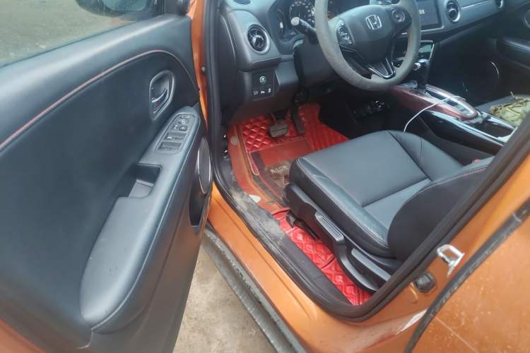 Used Honda XR-V 2015 1.8L VTi CVT Luxury Edition Driver Seat