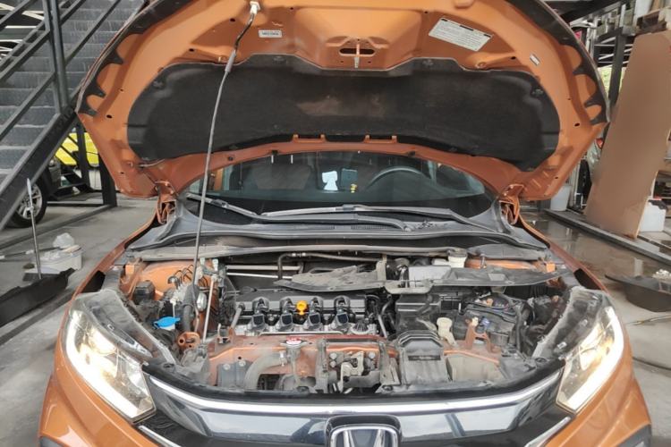 Used Honda XR-V 2015 1.8L EXi CVT Comfort Version Engine Bay
