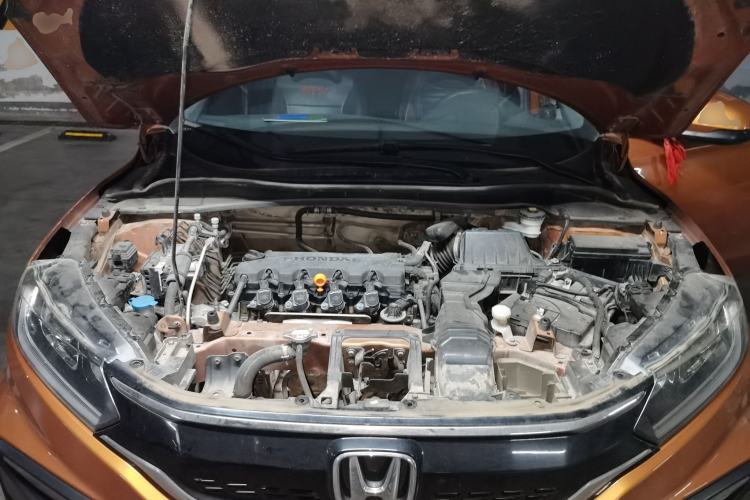 Used Honda XR-V 2015 1.8L EXi Manual Comfort Edition Engine Bay