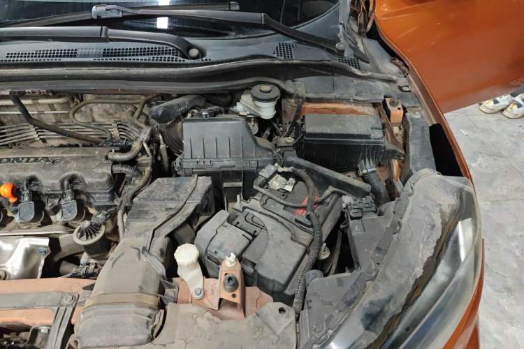 Used Honda XR-V 2015 1.8L EXi CVT Comfort Version Engine Bay Left