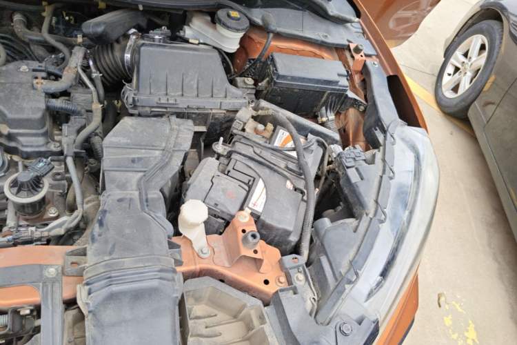 Used Honda XR-V 2015 1.8L EXi CVT Comfort Version Engine Bay Left