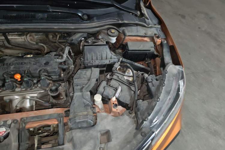 Used Honda XR-V 2015 1.8L VTi CVT Luxury Edition Engine Bay Left
