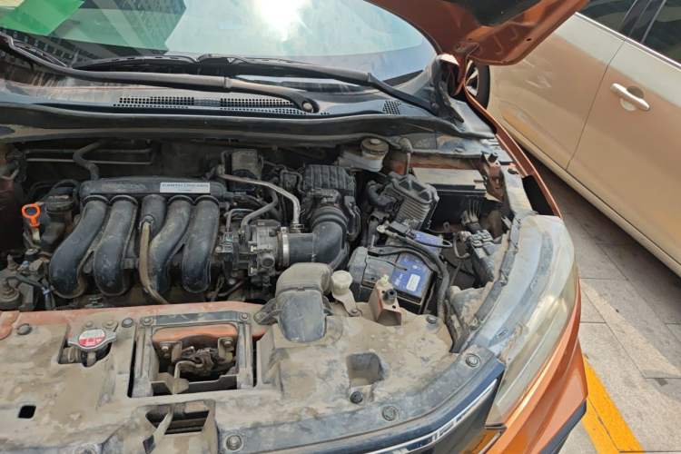 Used Honda XR-V 2015 1.5L LXi CVT Classic Edition Engine Bay Left