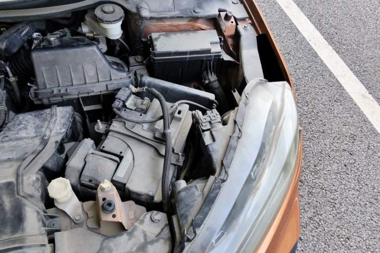 Used Honda XR-V 2015 1.8L VTi CVT Luxury Edition Engine Bay Left