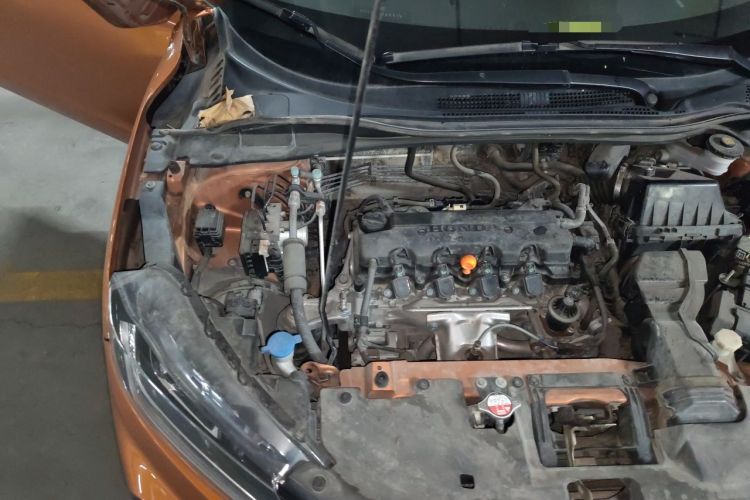 Used Honda XR-V 2015 1.8L VTi CVT Luxury Edition Engine Bay Right