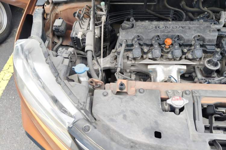 Used Honda XR-V 2015 1.8L EXi CVT Comfort Version Engine Bay Right