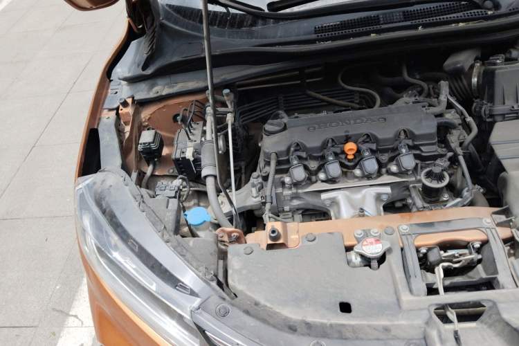 Used Honda XR-V 2015 1.8L VTi CVT Luxury Edition Engine Bay Right