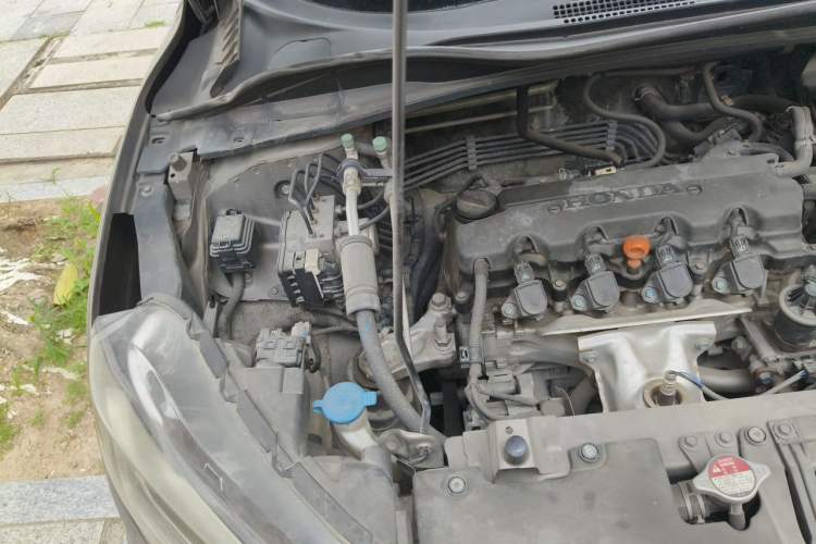 Used Honda XR-V 2015 1.8L EXi CVT Comfort Version Engine Bay Right