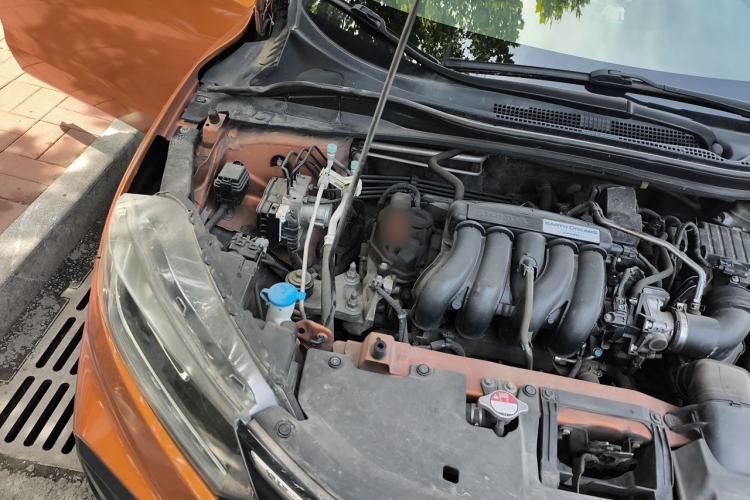Used Honda XR-V 2015 1.5L LXi CVT Classic Edition Engine Bay Right
