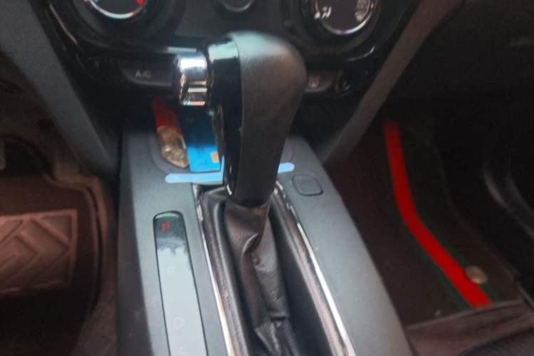 Used Honda XR-V 2015 1.5L LXi CVT Classic Edition Gear Lever